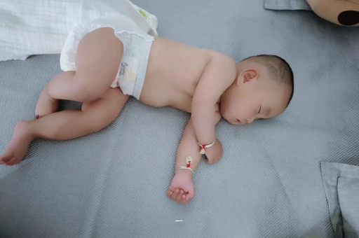 安溪怀孕感觉自己心跳明显